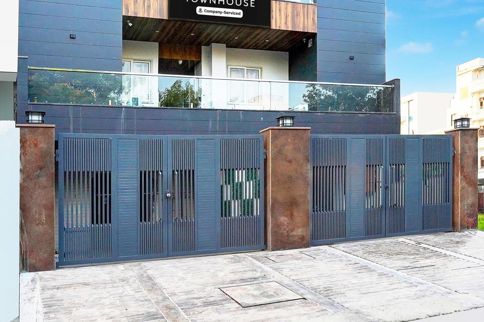 Hotel Super Townhouse Sector 104 Noida Exterior foto