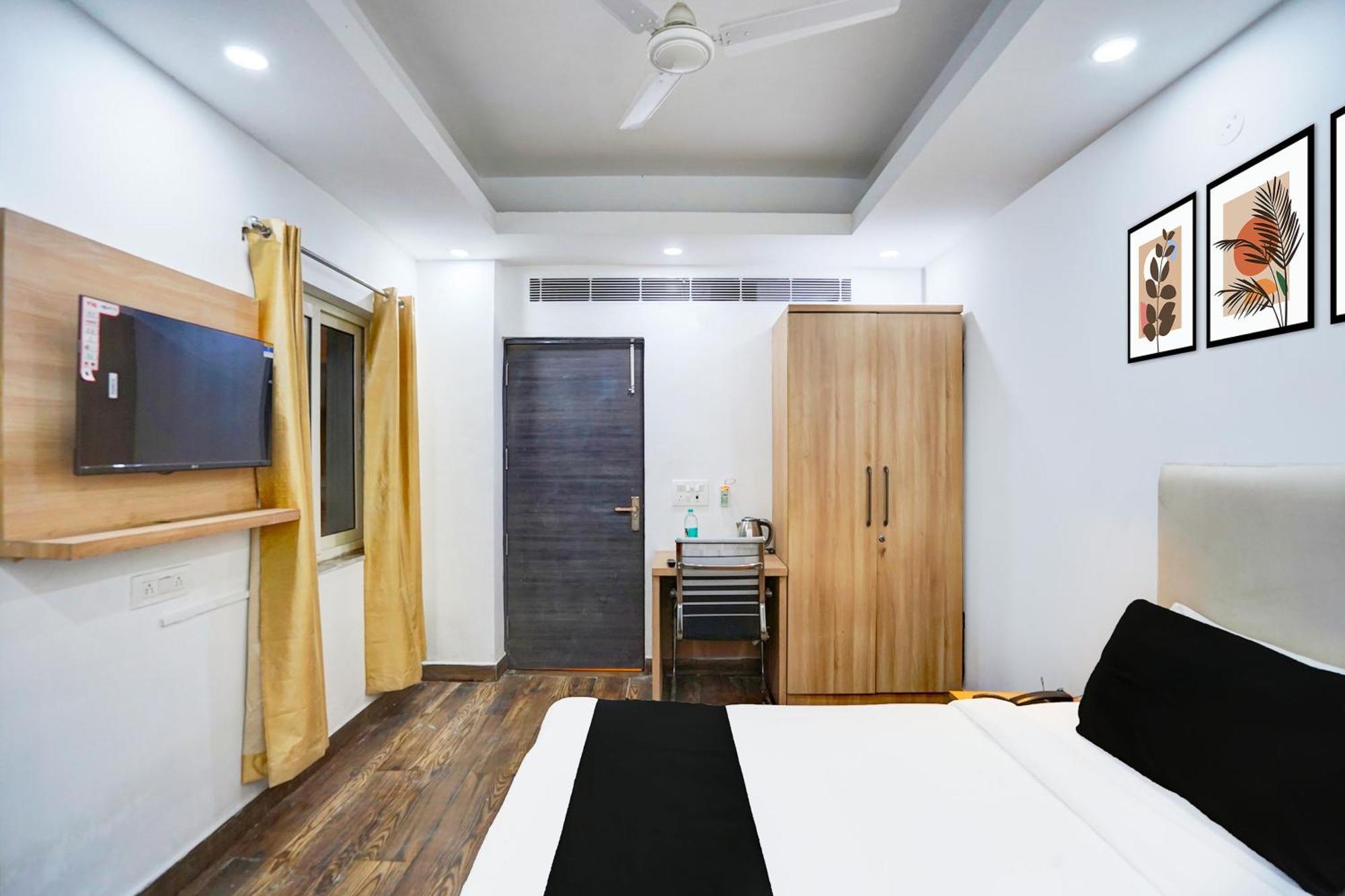 Hotel Super Townhouse Sector 104 Noida Exterior foto